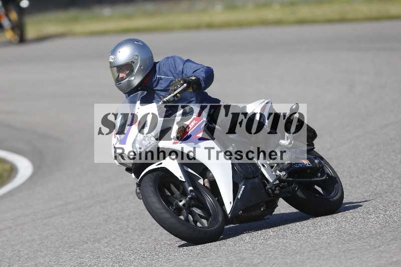 /01 02.04.2026 MAZ ADR/Gruppe rot/34